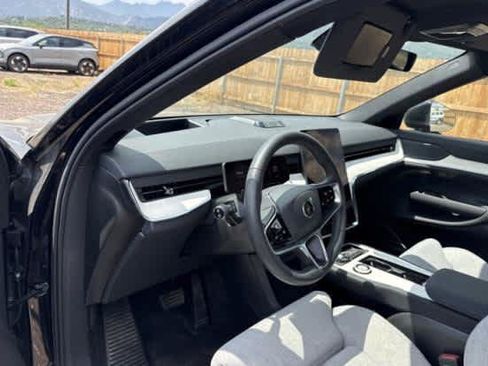 Used 2025 Volvo EX90 Ultra AWD/4WD image 5