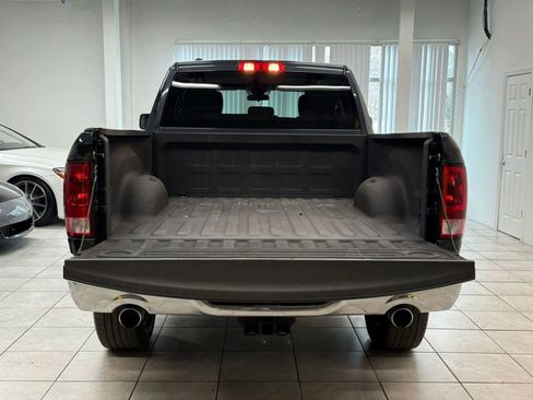 Used 2018 RAM 1500 Express w/ Express Value Package AWD/4WD image 18