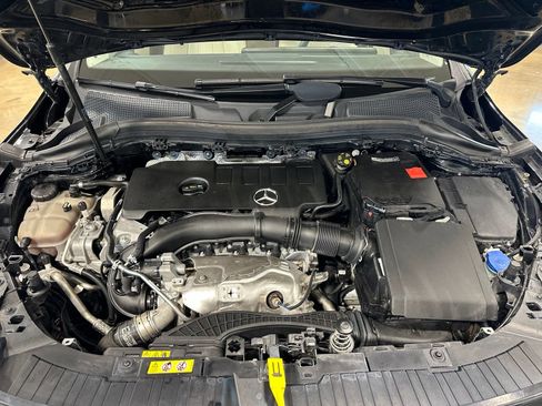 Used 2023 Mercedes-Benz GLA 250 image 40