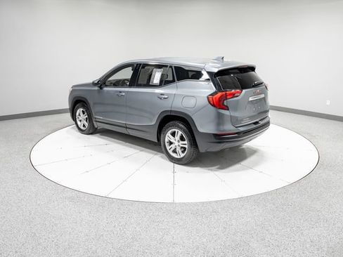 Used 2020 GMC Terrain SLE AWD/4WD image 30