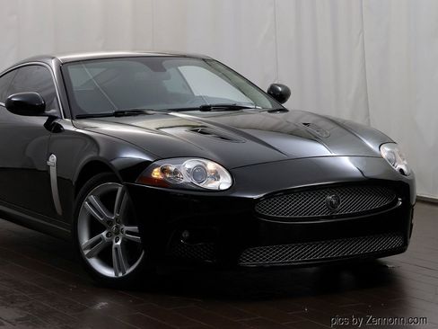 Used 2009 Jaguar XKR R RWD image 2