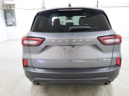 Used 2026 Ford Escape ST-Line w/ Cold Weather Package AWD/4WD image 8