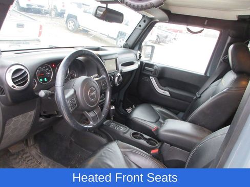 Used 2014 Jeep Wrangler Unlimited Sahara w/ Max Tow Package image 5