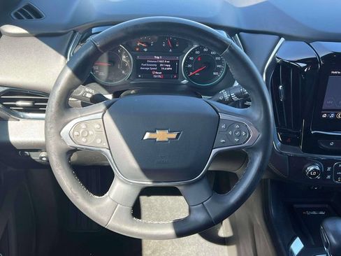Used 2023 Chevrolet Traverse LT AWD/4WD image 15
