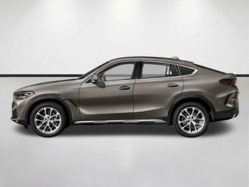 Used 2021 BMW X6 M50i w/ Executive Package AWD/4WD image 3