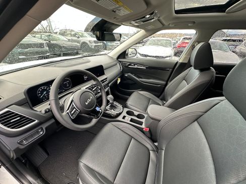 New 2026 Kia Seltos SX image 32