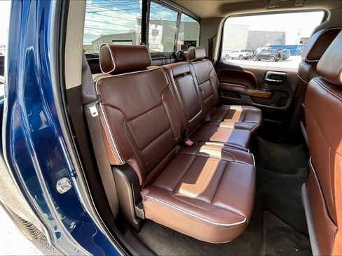 Used 2016 Chevrolet Silverado 1500 High Country w/ High Country Premium Package image 18