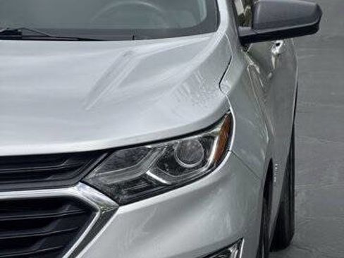 Used 2019 Chevrolet Equinox LS AWD/4WD image 23