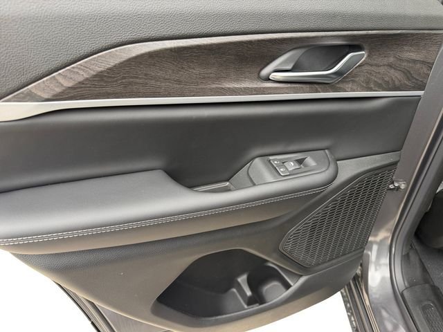 New 2026 Jeep Grand Cherokee Altitude AWD/4WD image 11