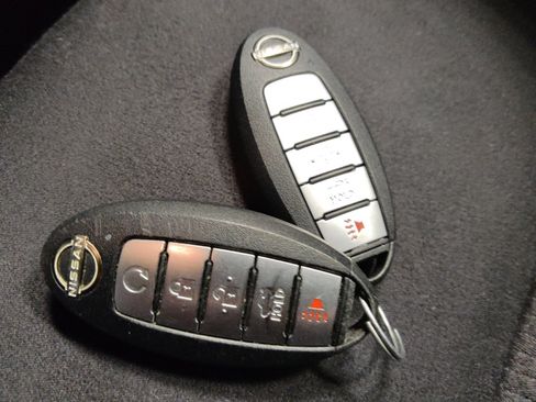 Used 2023 Nissan Altima 2.5 SV FWD image 32
