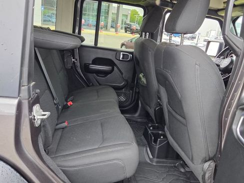 Used 2020 Jeep Wrangler Unlimited Sport AWD/4WD image 14