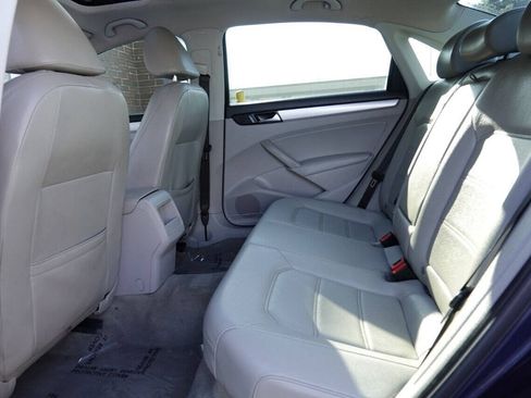 Used 2012 Volkswagen Passat 2.5 SE FWD image 53