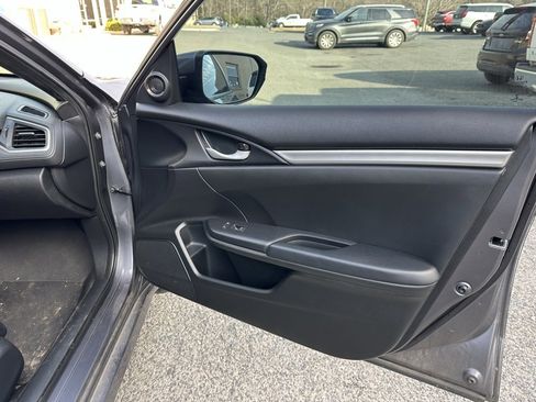 Used 2020 Honda Civic Sport image 16