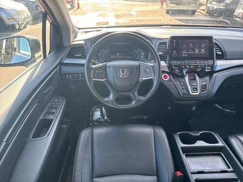 Used 2024 Honda Odyssey EX-L image 11