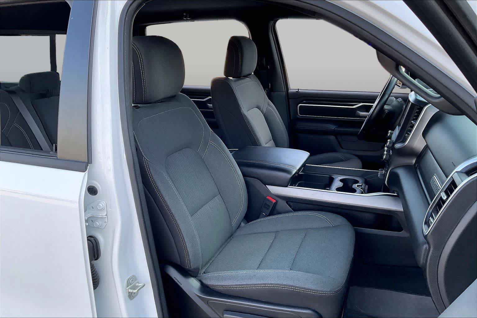 Used 2023 RAM 1500 Big Horn AWD/4WD image 9