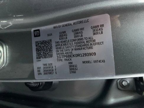 Certified 2024 GMC Canyon Elevation w/ Elevation Premium Package image 20