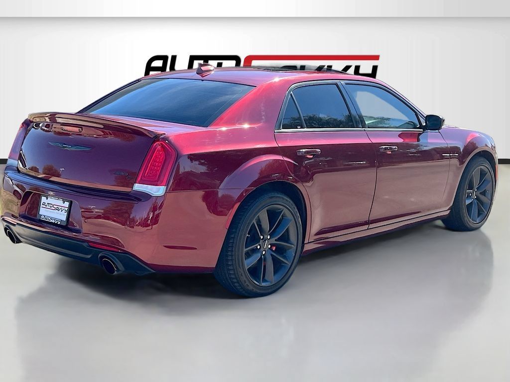 Used 2023 Chrysler 300 C RWD image 7