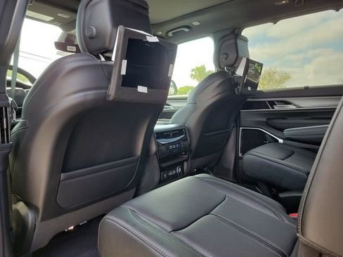 New 2026 Jeep Grand Wagoneer L Limited AWD/4WD image 11