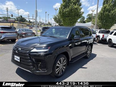 Used 2024 Lexus LX 600 4WD w/ Appearance Package