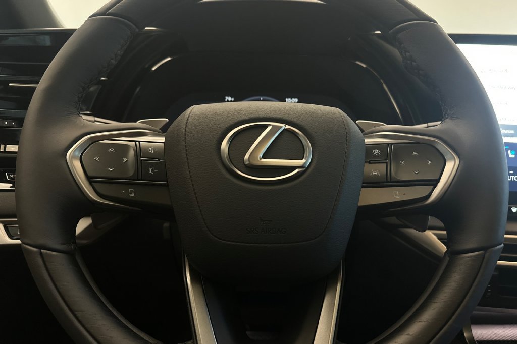 New 2026 Lexus RX 350 w/ Convenience Package AWD/4WD image 23