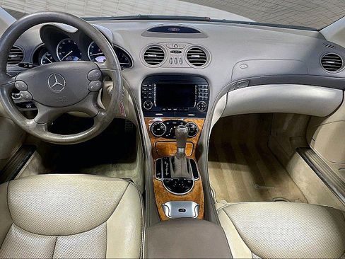 Used 2007 Mercedes-Benz SL 550 w/ AMG Sport Pkg image 13