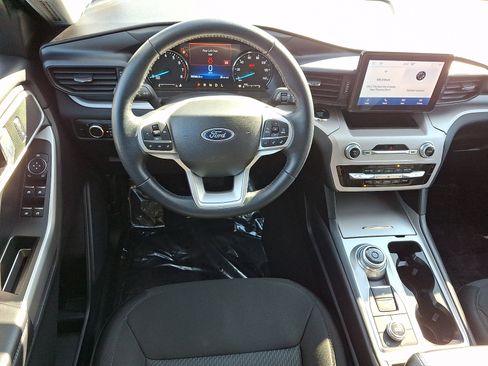 Certified 2023 Ford Explorer XLT AWD/4WD image 13