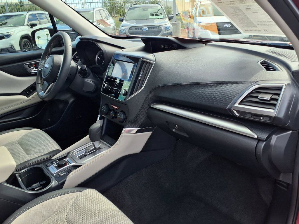 Certified 2024 Subaru Forester Premium AWD/4WD image 17
