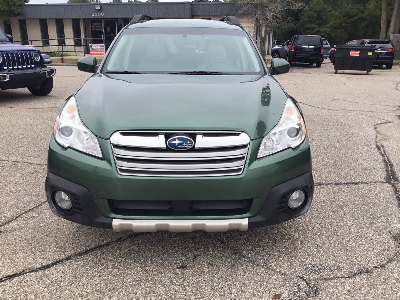 Used 2014 Subaru Outback 2.5i Limited AWD/4WD image 3