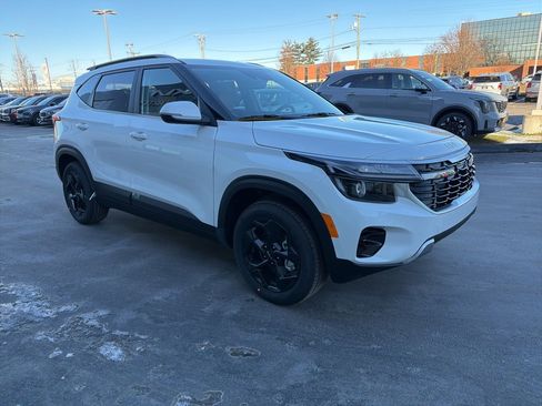 New 2026 Kia Seltos EX image 4