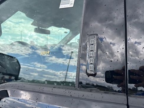 New 2026 Ford F250 XLT w/ XLT Premium Package image 24