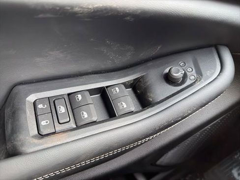 New 2026 Jeep Grand Cherokee Altitude AWD/4WD image 19