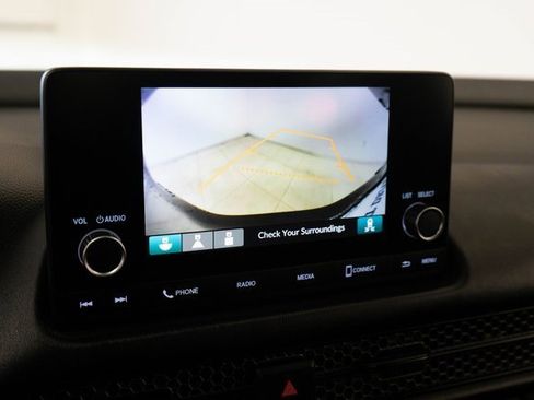 Certified 2025 Honda HR-V Sport image 4