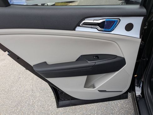 New 2026 Kia Sportage EX FWD image 25
