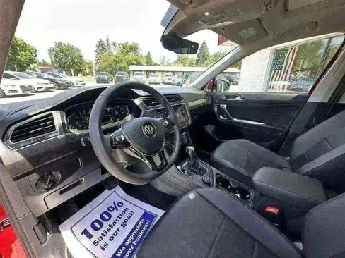 Used 2020 Volkswagen Tiguan SEL image 6