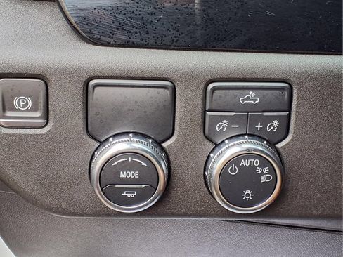 Used 2023 GMC Sierra 1500 SLE RWD image 19