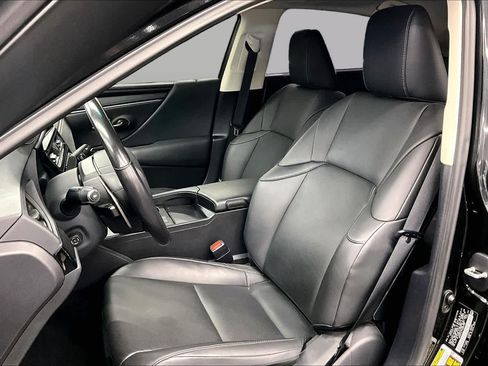 Used 2025 Lexus ES 300h w/ Premium Package FWD image 8