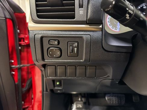 Used 2017 Lexus CT 200h w/ Navigation System Package image 14