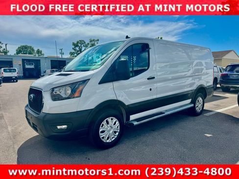 Used 2023 Ford Transit 250 250 Low Roof w/ Exterior Upgrade Package image 9