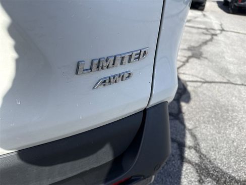Used 2020 Toyota RAV4 Limited image 6