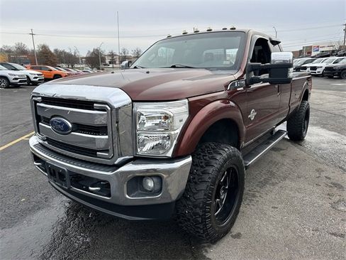 Used 2015 Ford F350 Lariat w/ Chrome Package image 2
