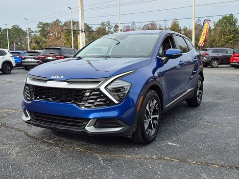 Used 2025 Kia Sportage EX image 6