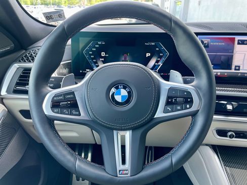 Used 2025 BMW X6 M60i AWD/4WD image 21