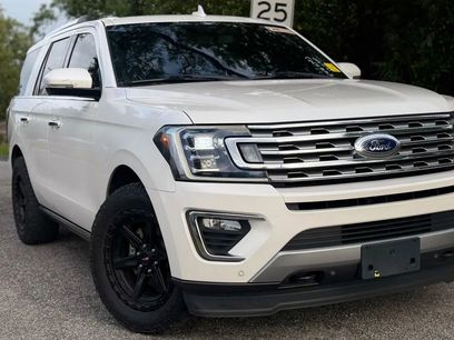 Used 2019 Ford Expedition Limited w/ Cargo Package
