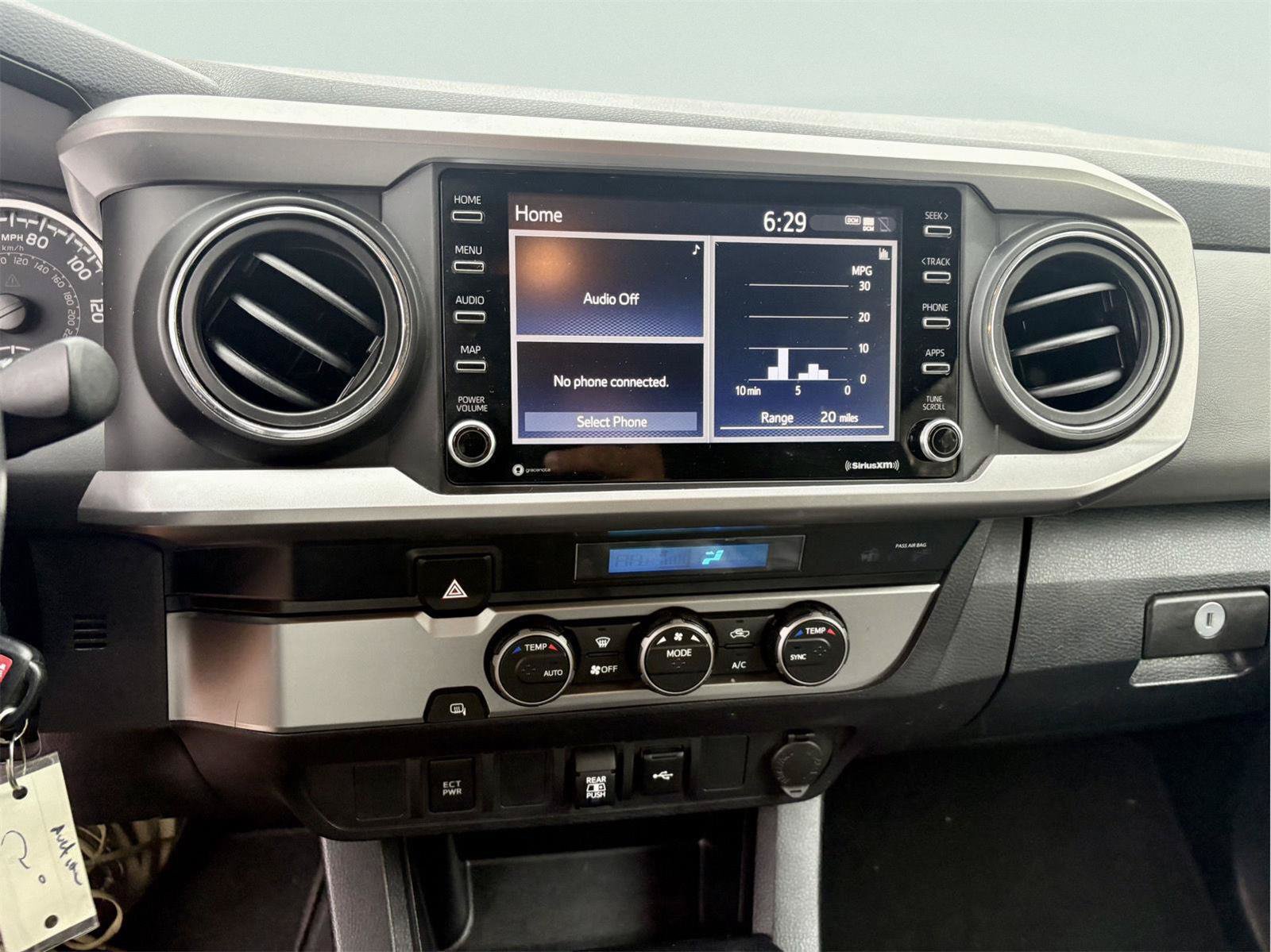 Used 2022 Toyota Tacoma SR5 RWD image 14