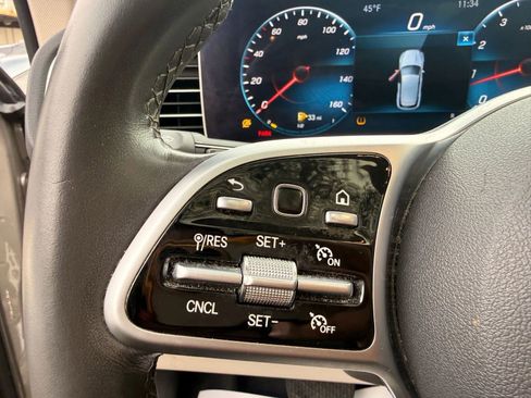 Used 2020 Mercedes-Benz GLE 350 4MATIC w/ 3rd Row Seat Package image 17