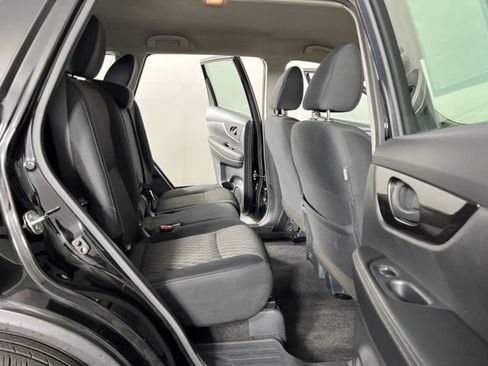 Used 2020 Nissan Rogue S FWD image 43
