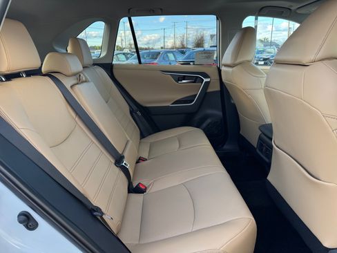 New 2025 Toyota RAV4 Limited image 28