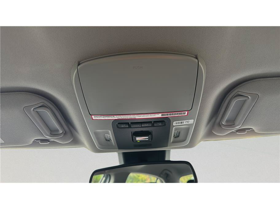 Used 2023 Toyota Camry XLE w/ Navigation Package AWD/4WD image 28