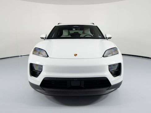 New 2026 Porsche Macan 4 Electric AWD/4WD image 13