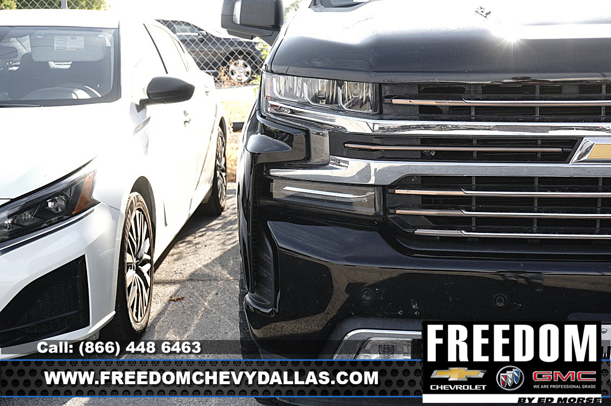 Used 2021 Chevrolet Silverado 1500 High Country w/ Technology Package AWD/4WD image 5